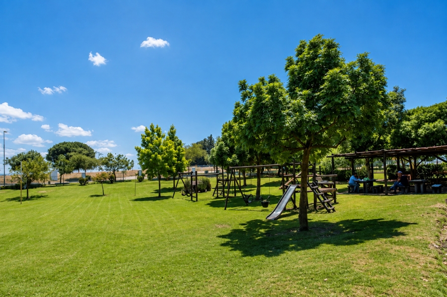 3 Bedroom Property for Sale in Zevenzicht Western Cape
